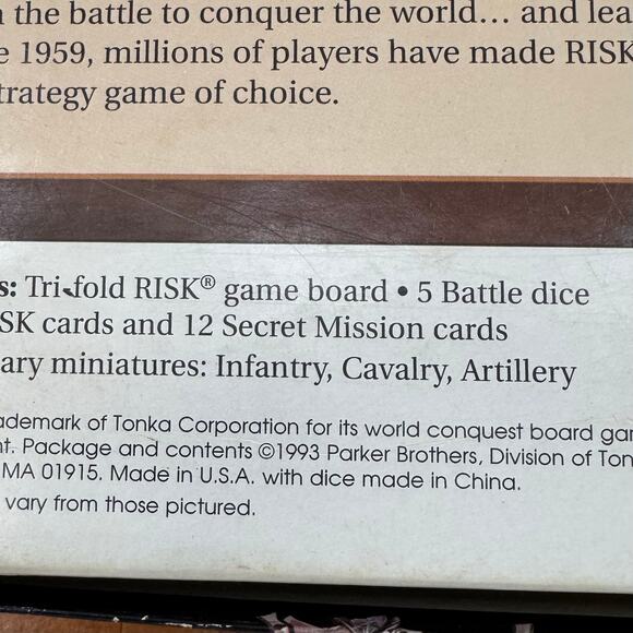 Vintage 1993 RISK Board Game The World Conquest Game Parker Brothers Complete - Picture 7 of 7
